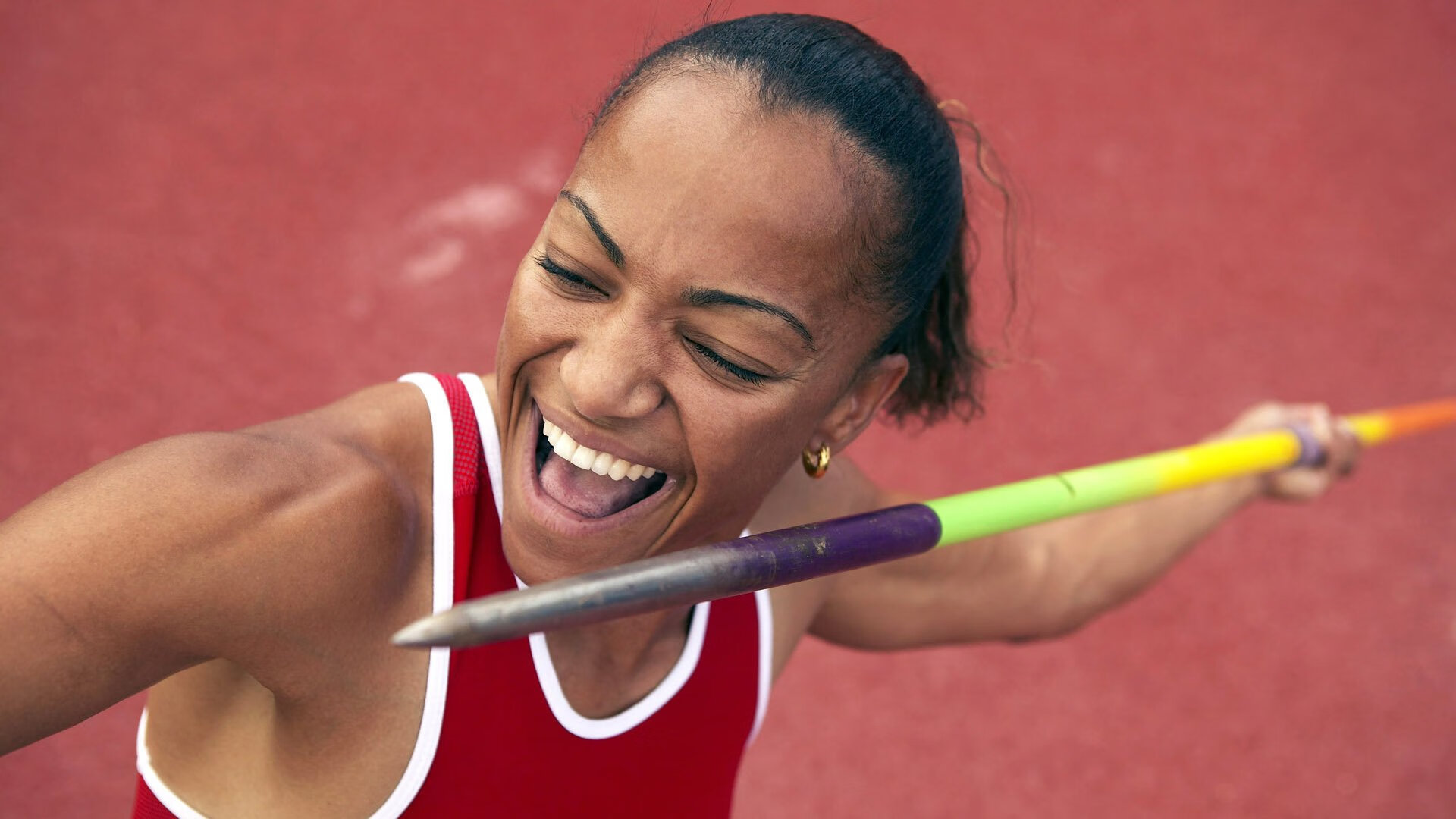 芬兰强势拿下加纳，卡马文加在西决生死战接管比赛，体育如何重塑国家叙事？