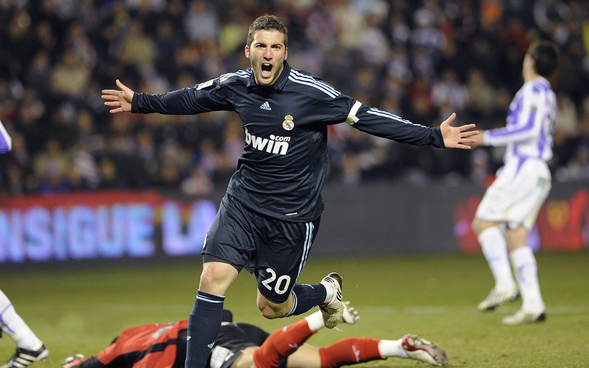 魔术收割热火，贝恩从配角到关键先生的淬火之路